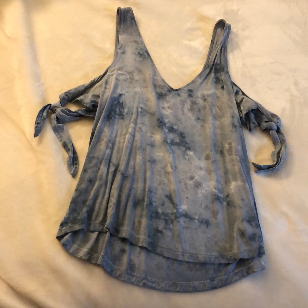 Tie-dye blue and white tank top